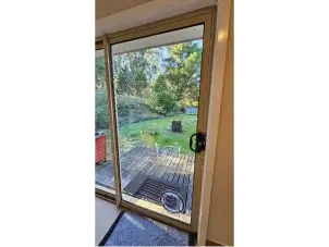 singles/per-door-two.webp